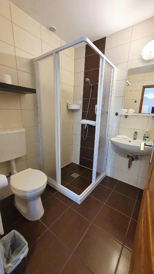 Central Motel Keşkemet Dış mekan fotoğraf