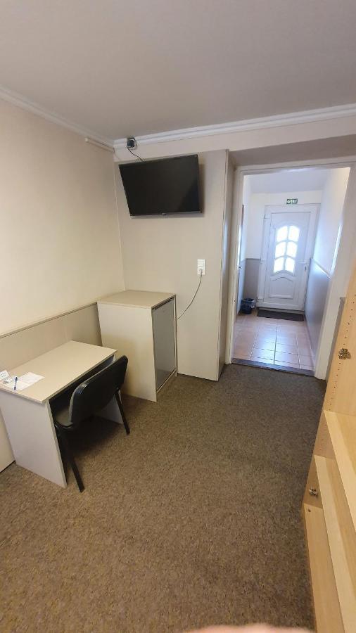 Central Motel Keşkemet Dış mekan fotoğraf